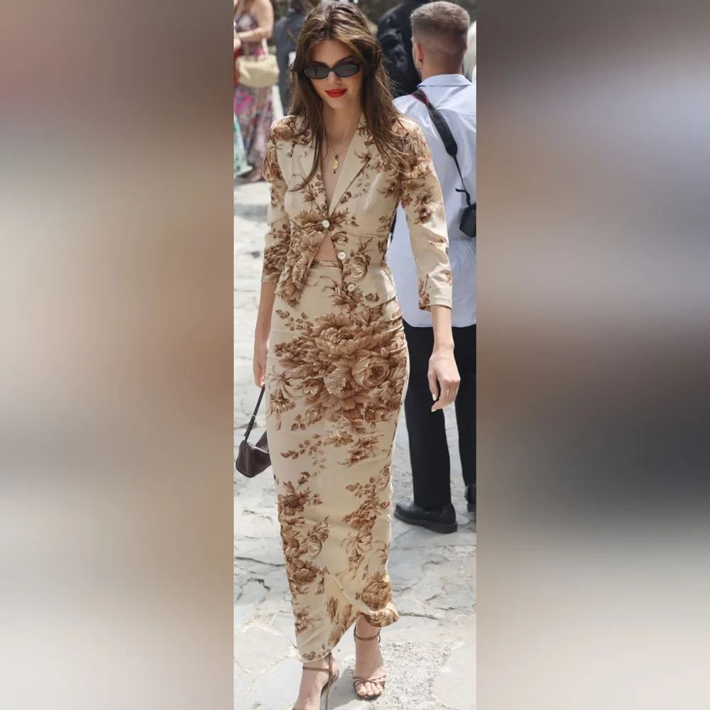 Vintage Spring 1997 Dolce & Gabbana Beige & Cream Floral Silk Maxi Dress - Picture 15 of 16